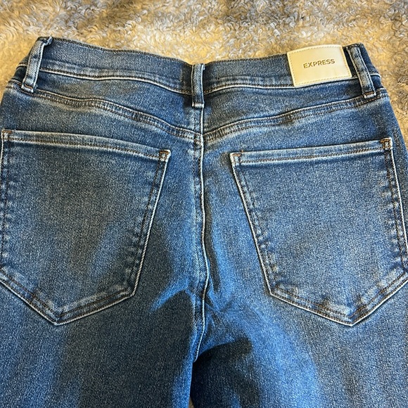 Express MidRise jeans • Sz 10R • cute jeans! - Picture 3 of 4